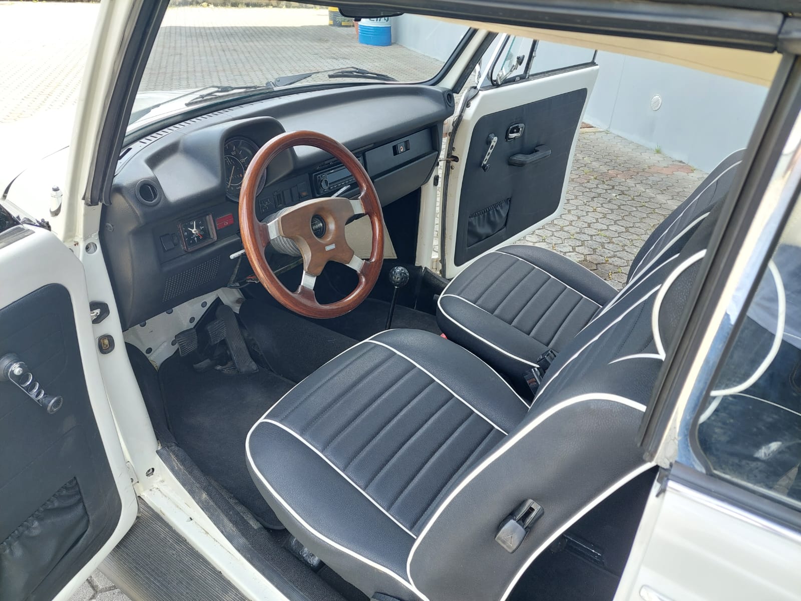 VW Maggiolino 1303 Cabriolet