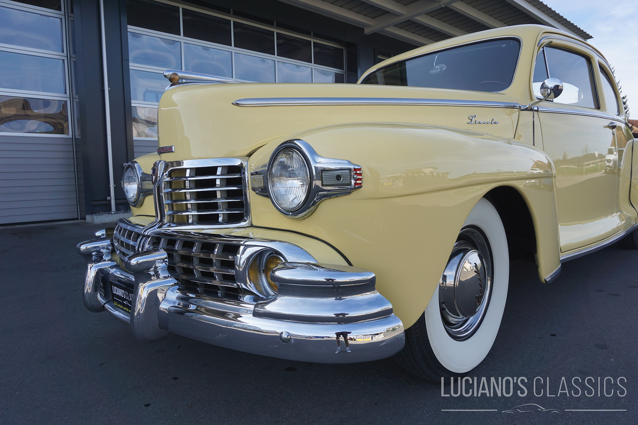 Lincoln Zephyr Series 76H Club Coupe