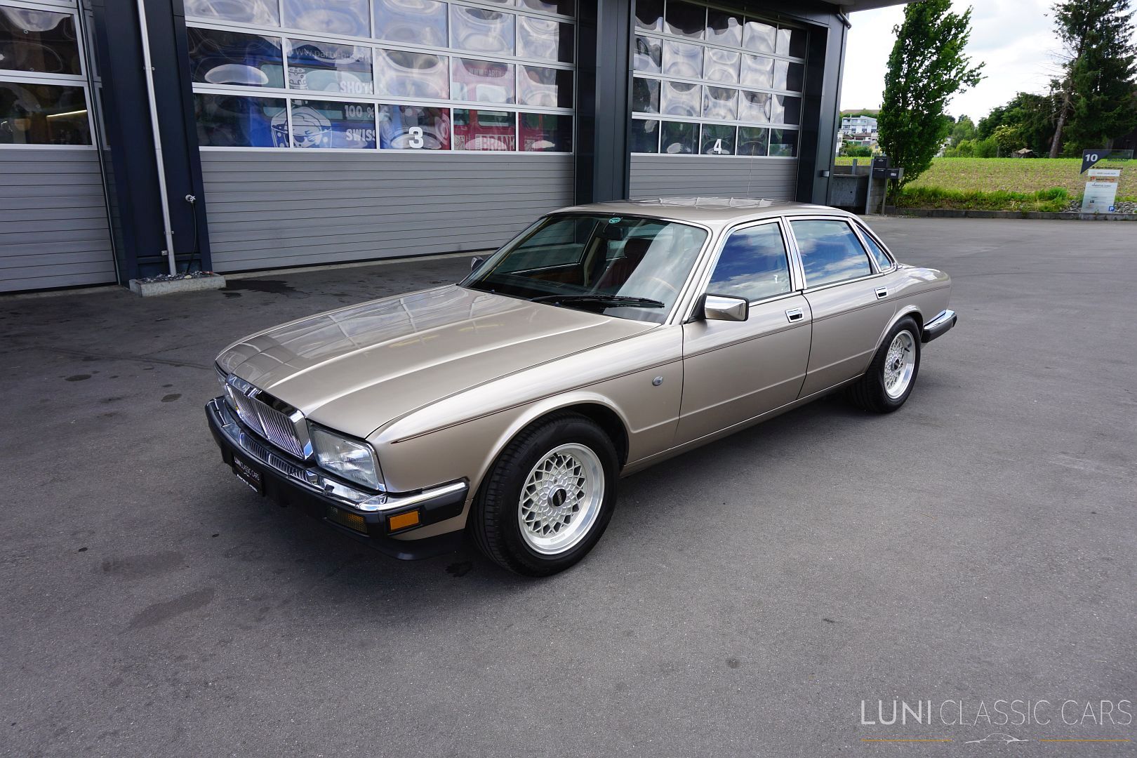 Jaguar XJ40 Sovereign 3.6