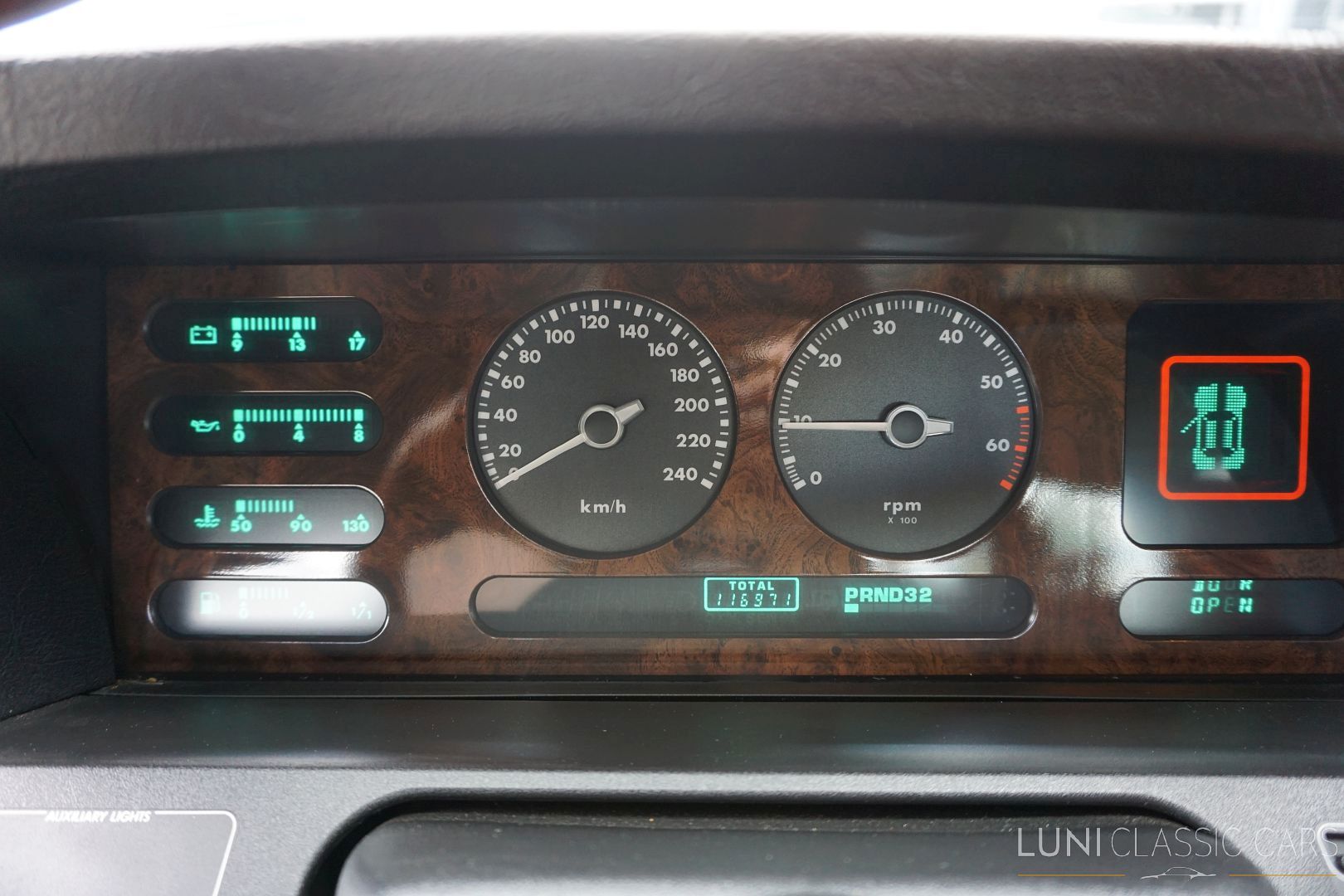 Jaguar XJ40 Sovereign 3.6