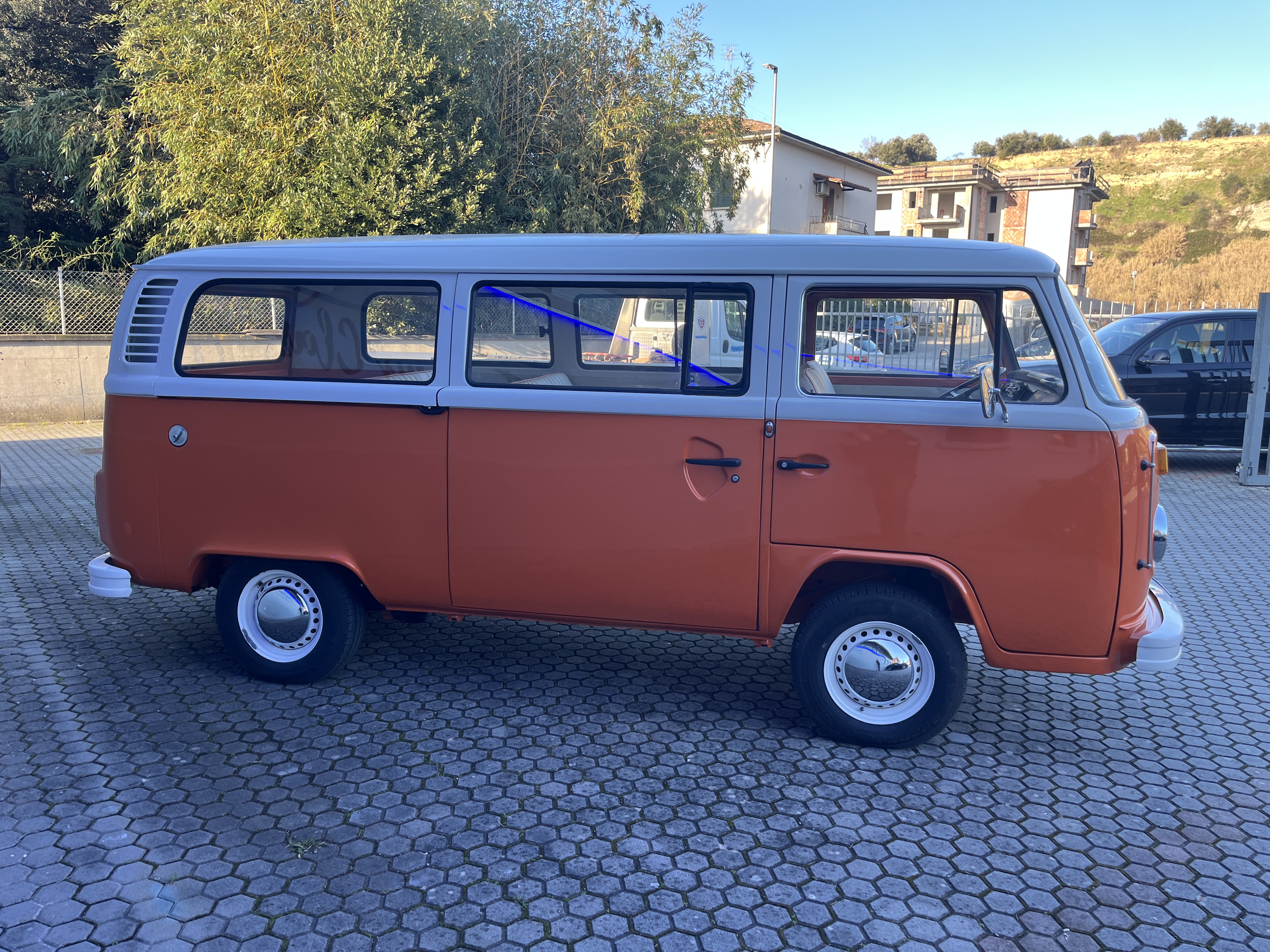 VW T2 8 posti walkthrough