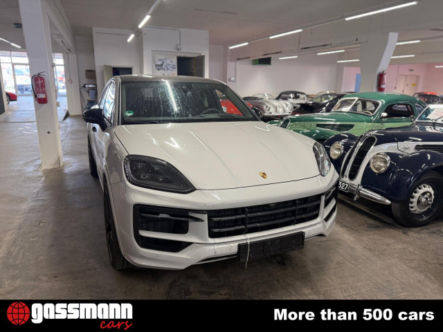 Porsche Cayenne GTS Coupe 9YA-2 