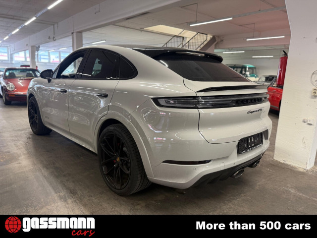 Porsche Cayenne GTS Coupe 9YA-2 