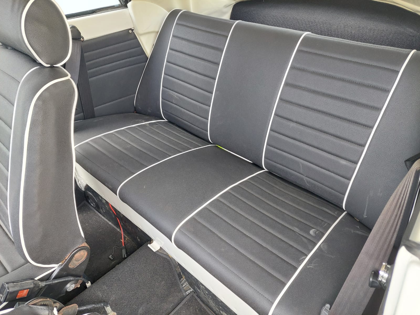 VW Maggiolino 1303 Cabriolet