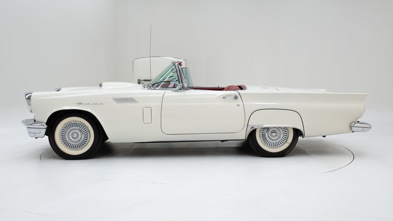 Ford Thunderbird First Generation \'56 