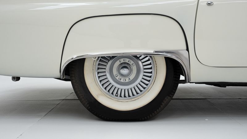 Ford Thunderbird First Generation \'56 