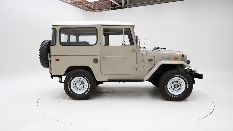 Toyota Land Cruiser FJ40 \'72 