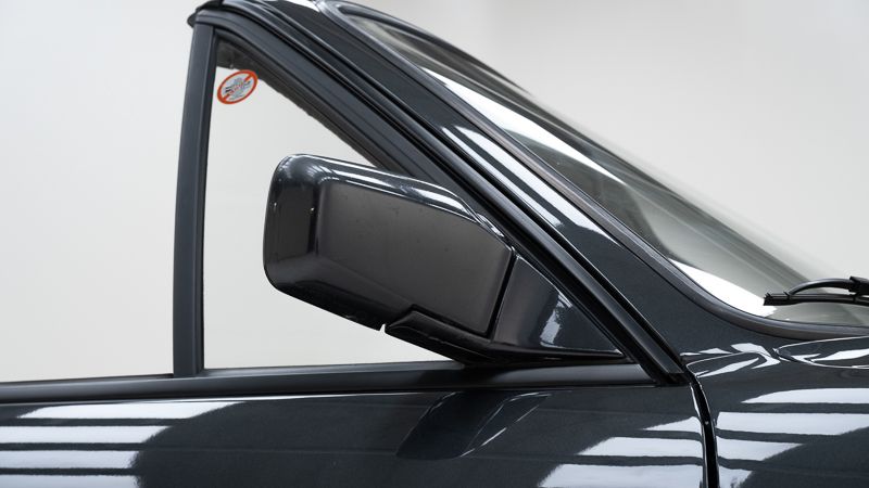 BMW  320i \'90 