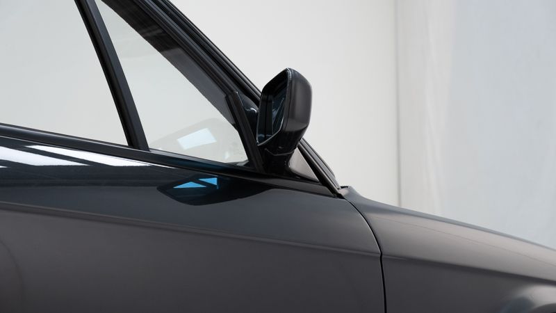 BMW  320i \'90 