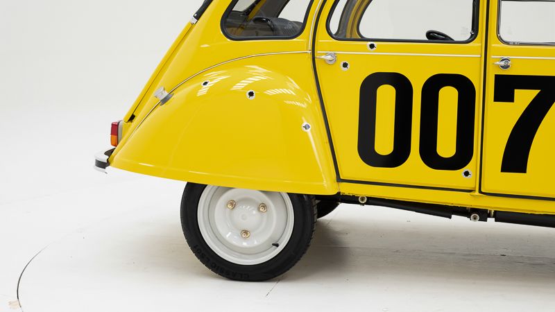 Citroen 2CV 6 James Bond 007 \'80 