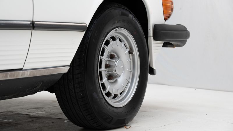 Mercedes Benz 380 SL + hardtop \'82 