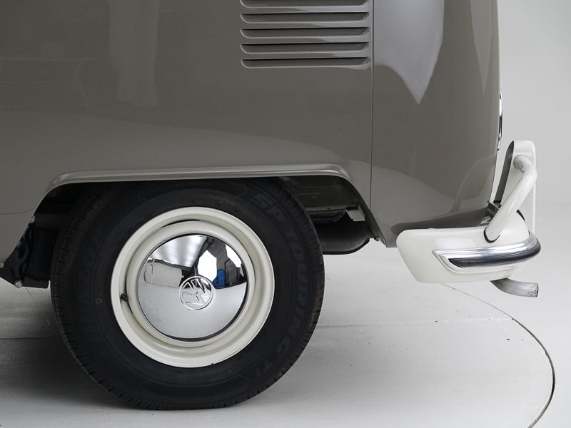 Volkswagen T1 Samba 21 Windows \'64 