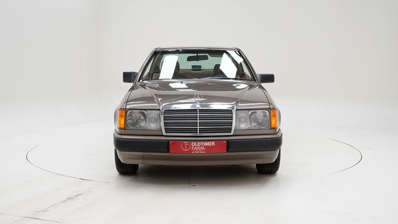 Mercedes Benz 230 CE \'88 