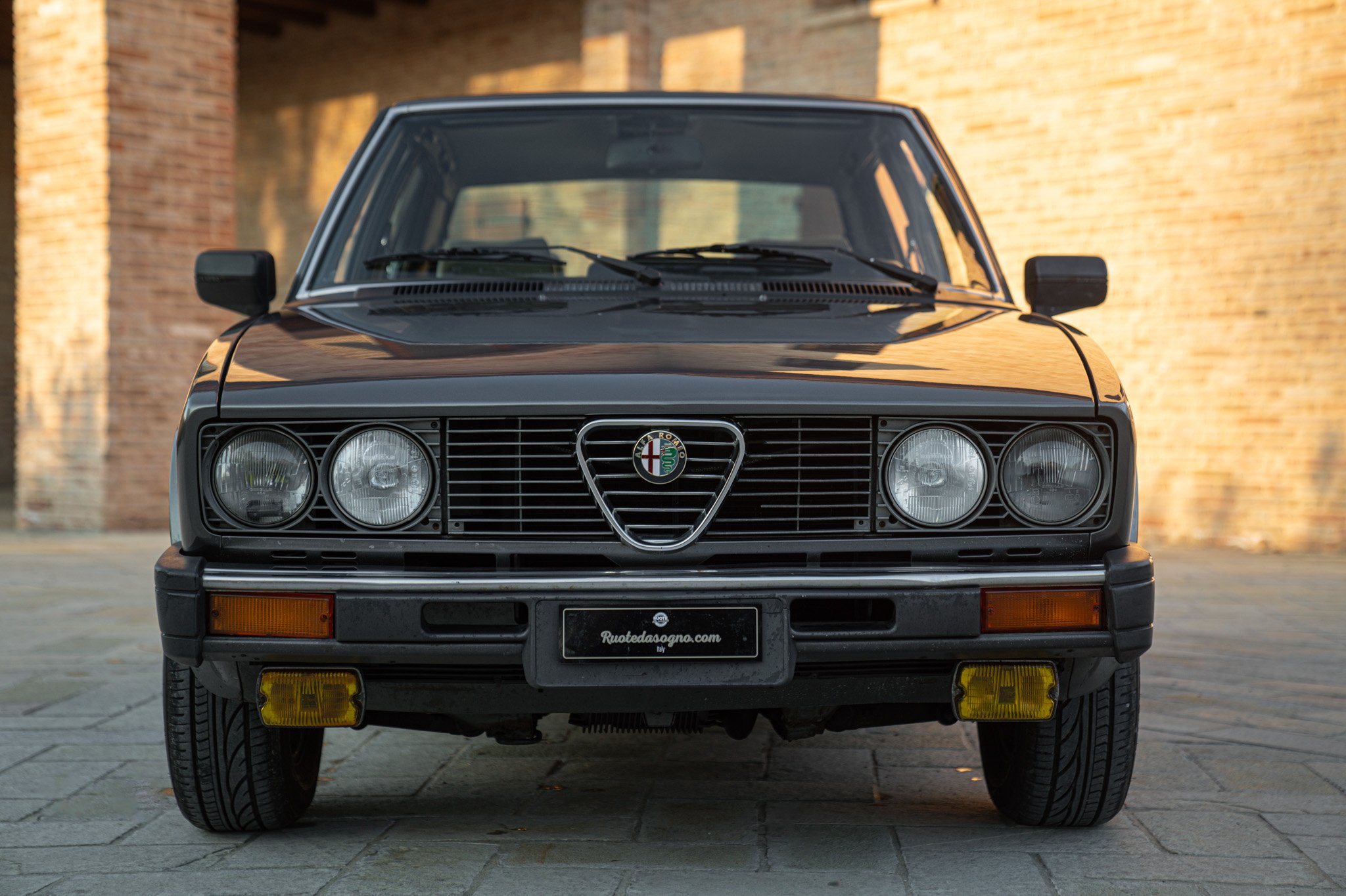 Alfa Romeo ALFETTA INIEZIONE QUADRIFOGLIO ORO 