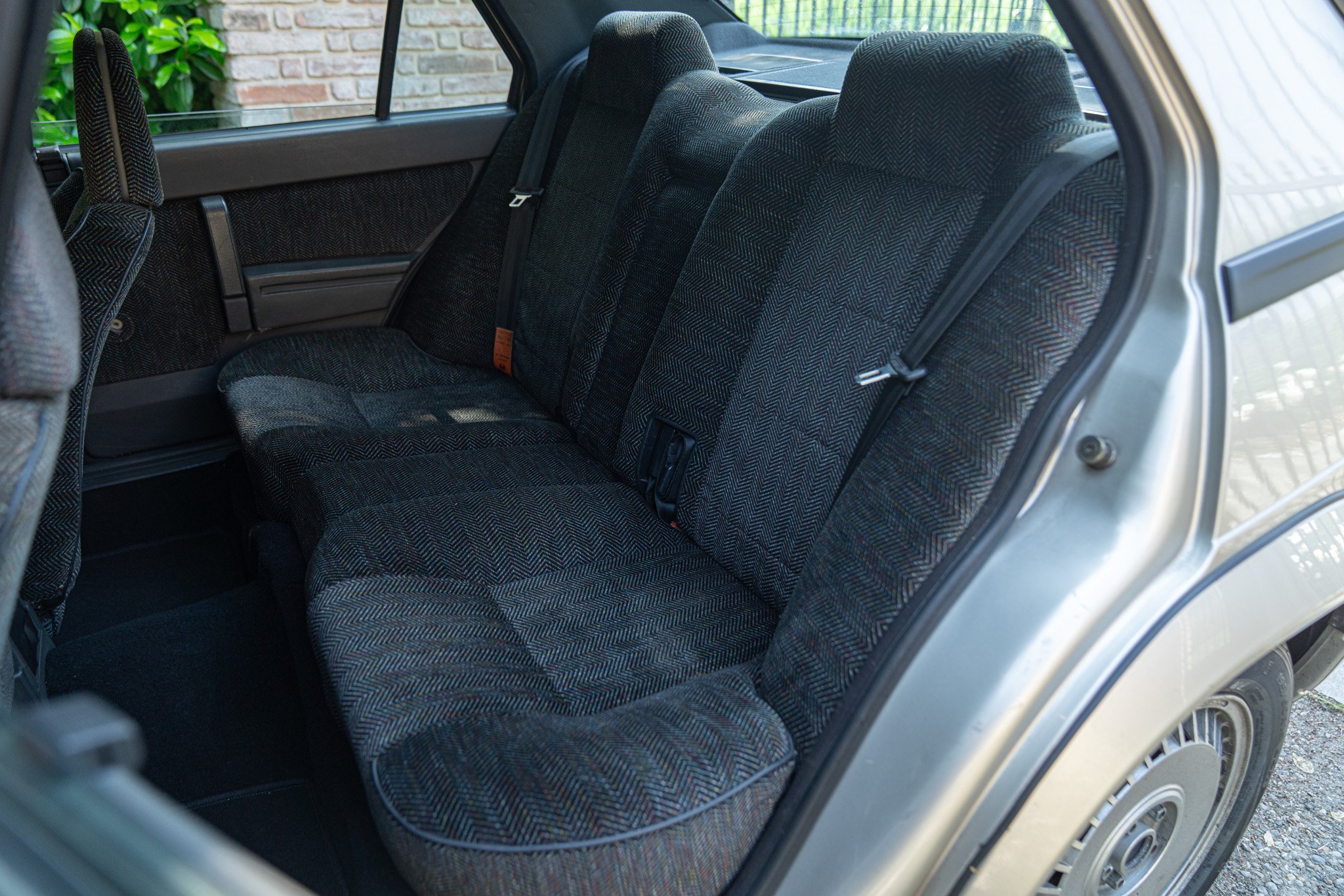 Alfa Romeo 75 2.0 