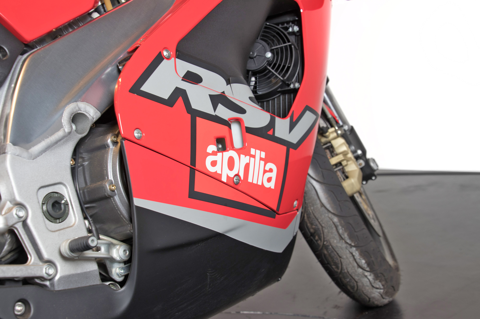 Aprilia RSV 1000 (Zero Km) 