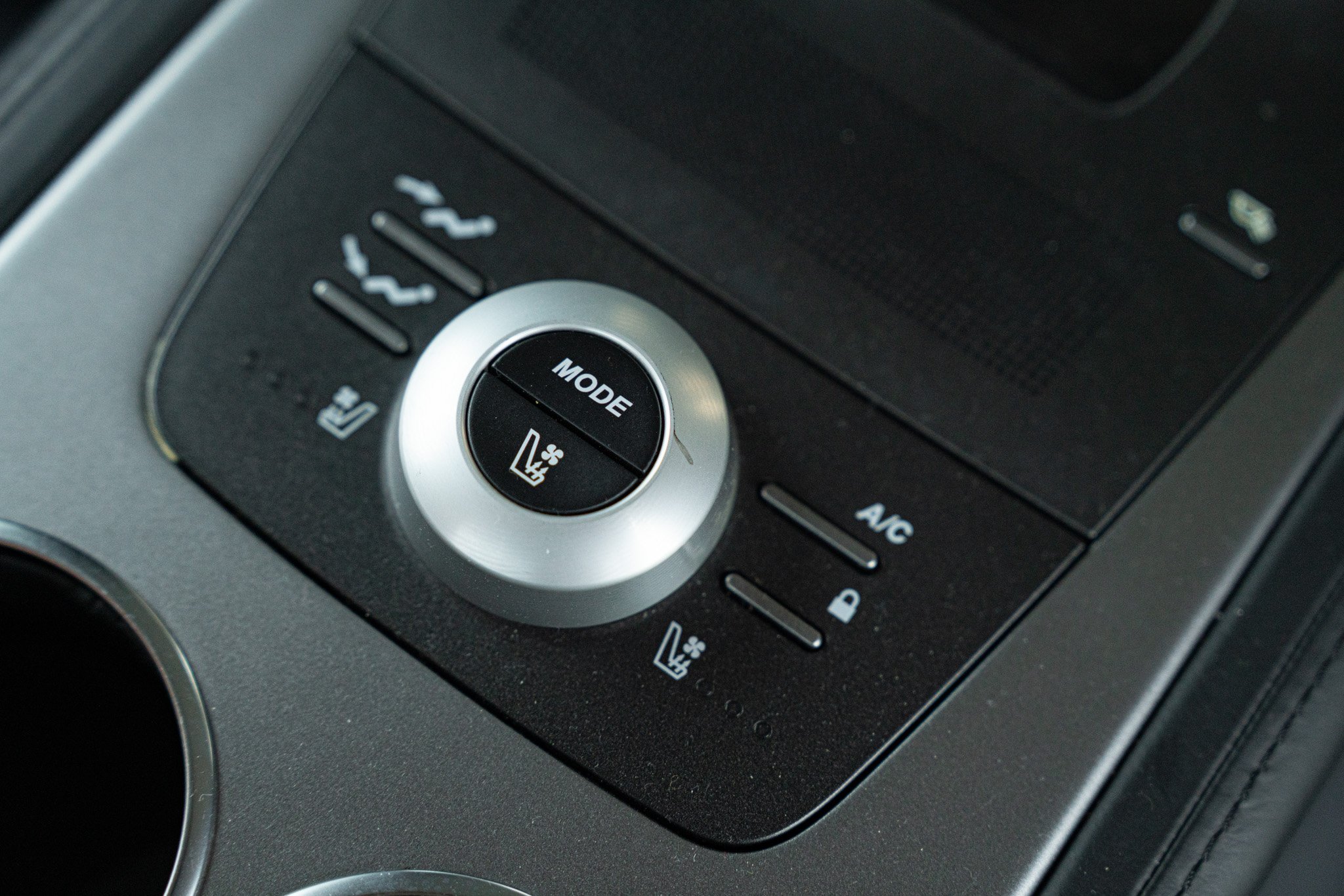 Aston Martin RAPIDE 