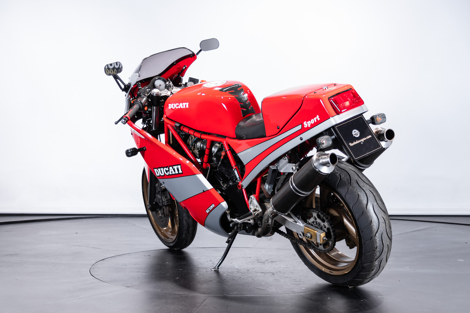Ducati 750 Sport 