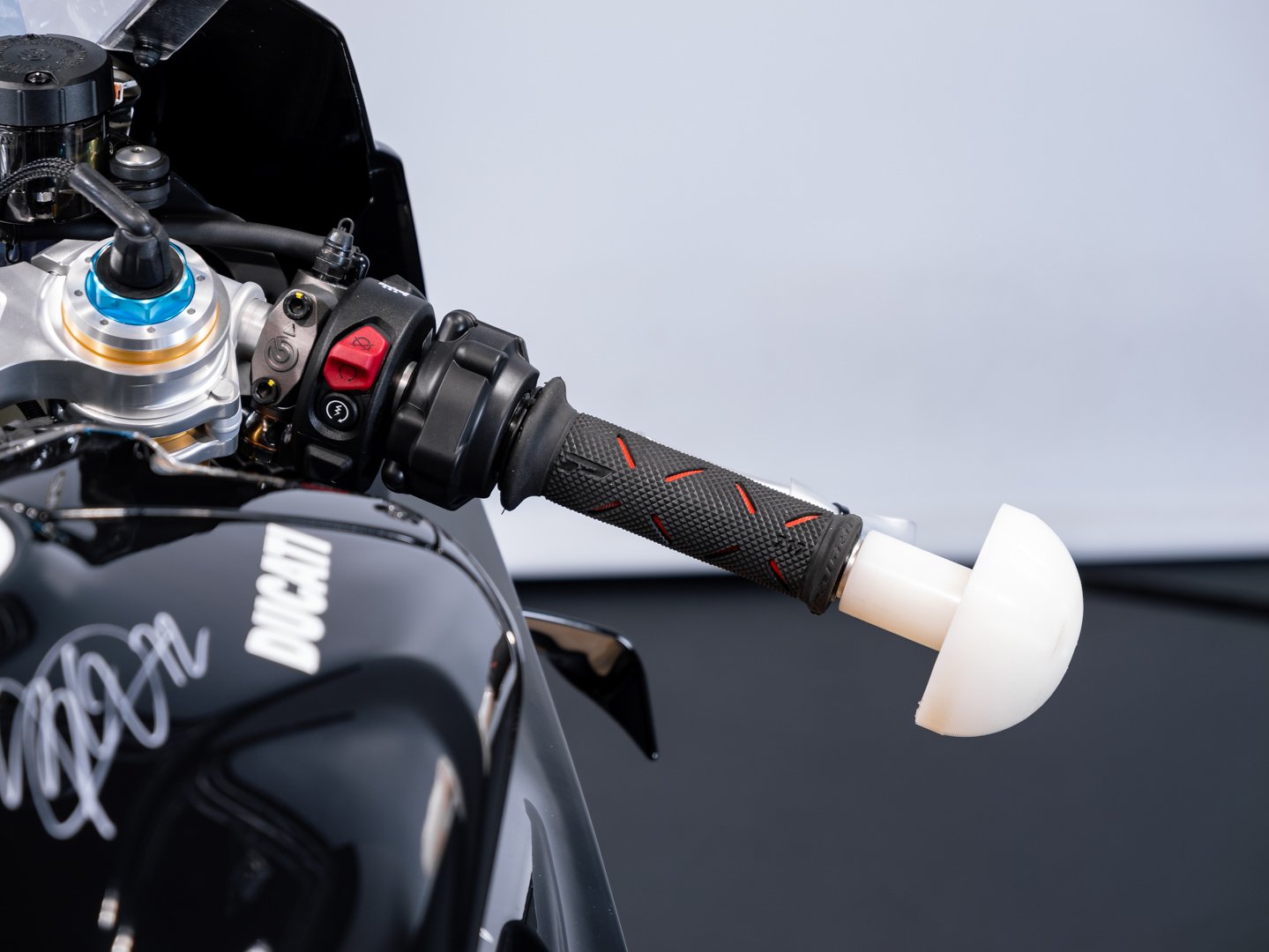 Ducati PANIGALE V4 S BEZZECCHI WORLD CHAMPION REPLICA 