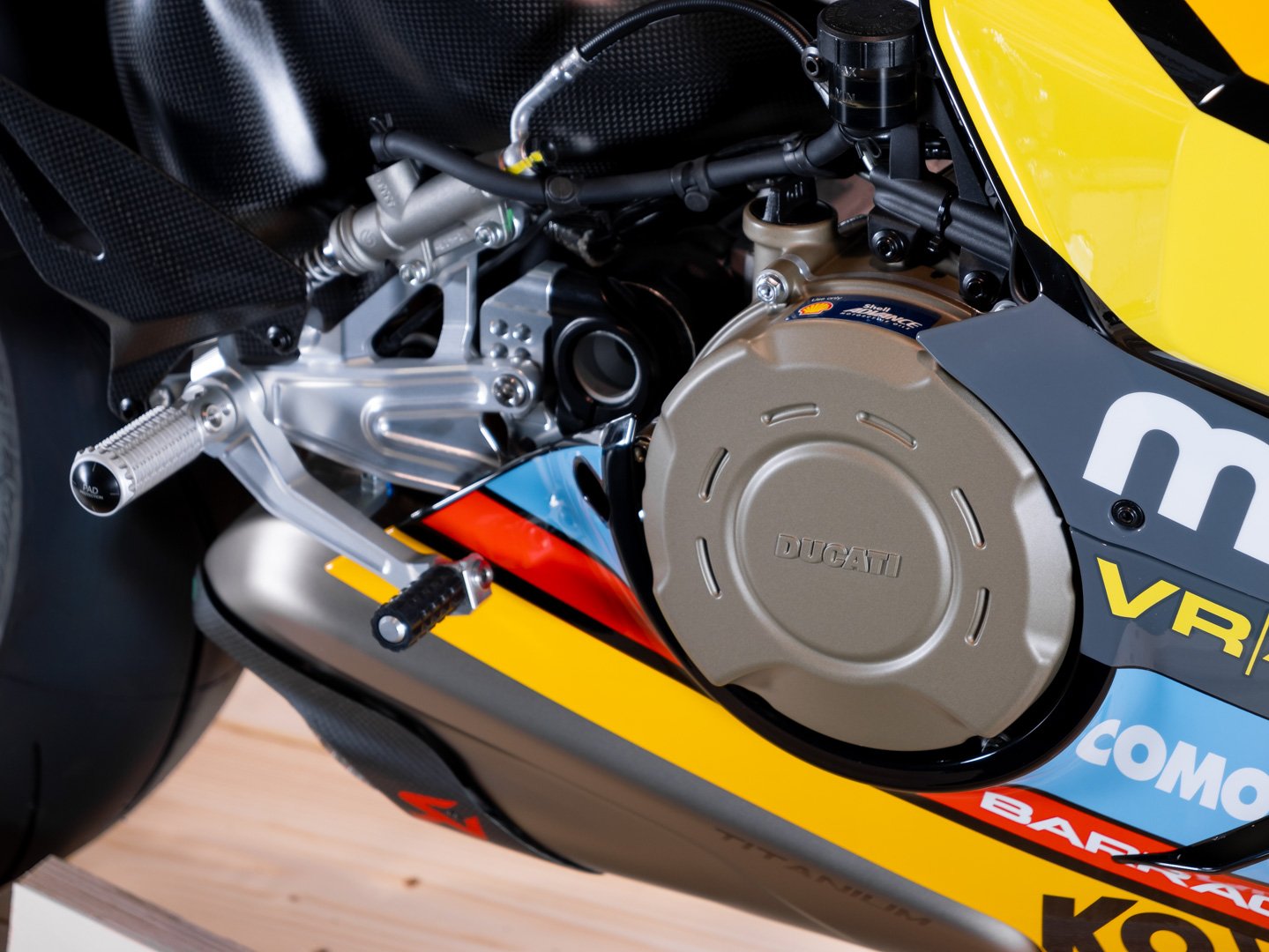 Ducati PANIGALE V4 S BEZZECCHI WORLD CHAMPION REPLICA 