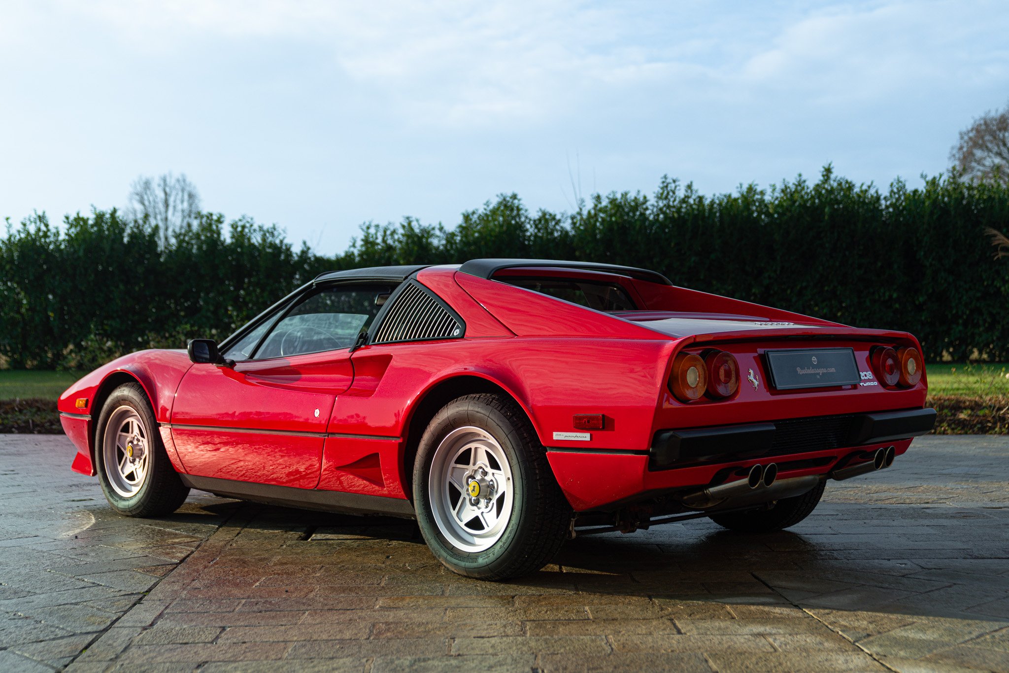 Ferrari FERRARI 208 GTS TURBO 