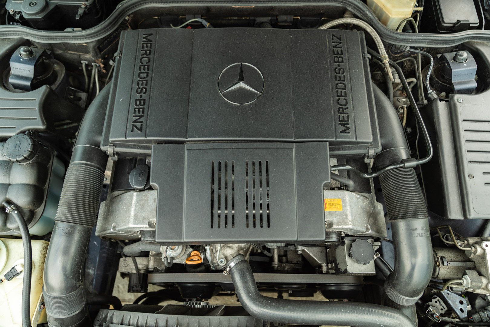 Mercedes Benz 500 SL 