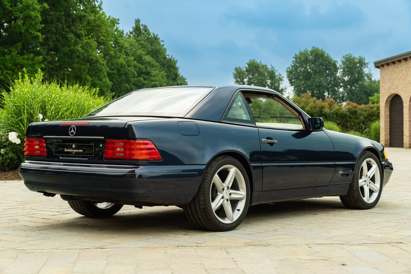 Mercedes Benz 500 SL 