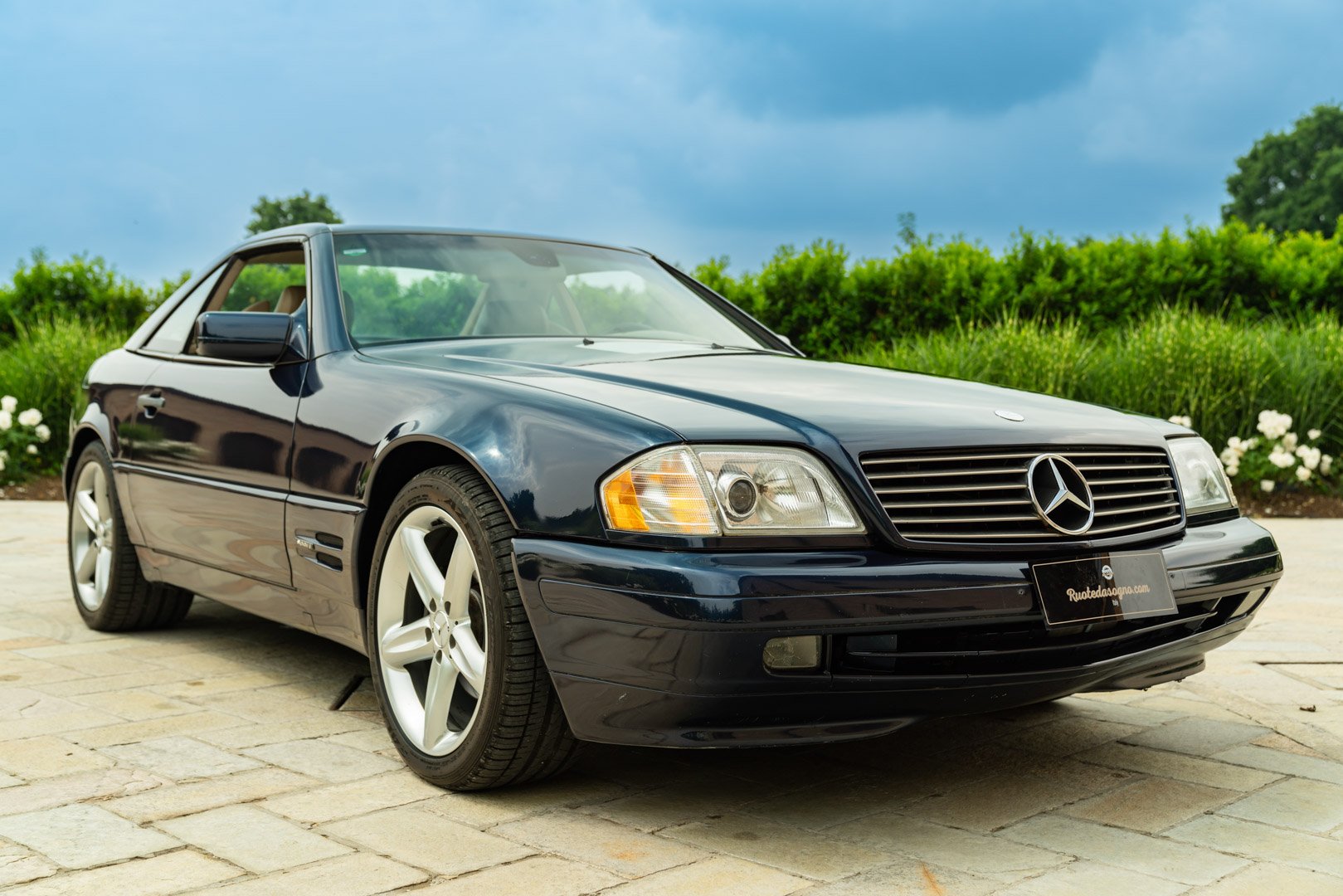 Mercedes Benz 500 SL 