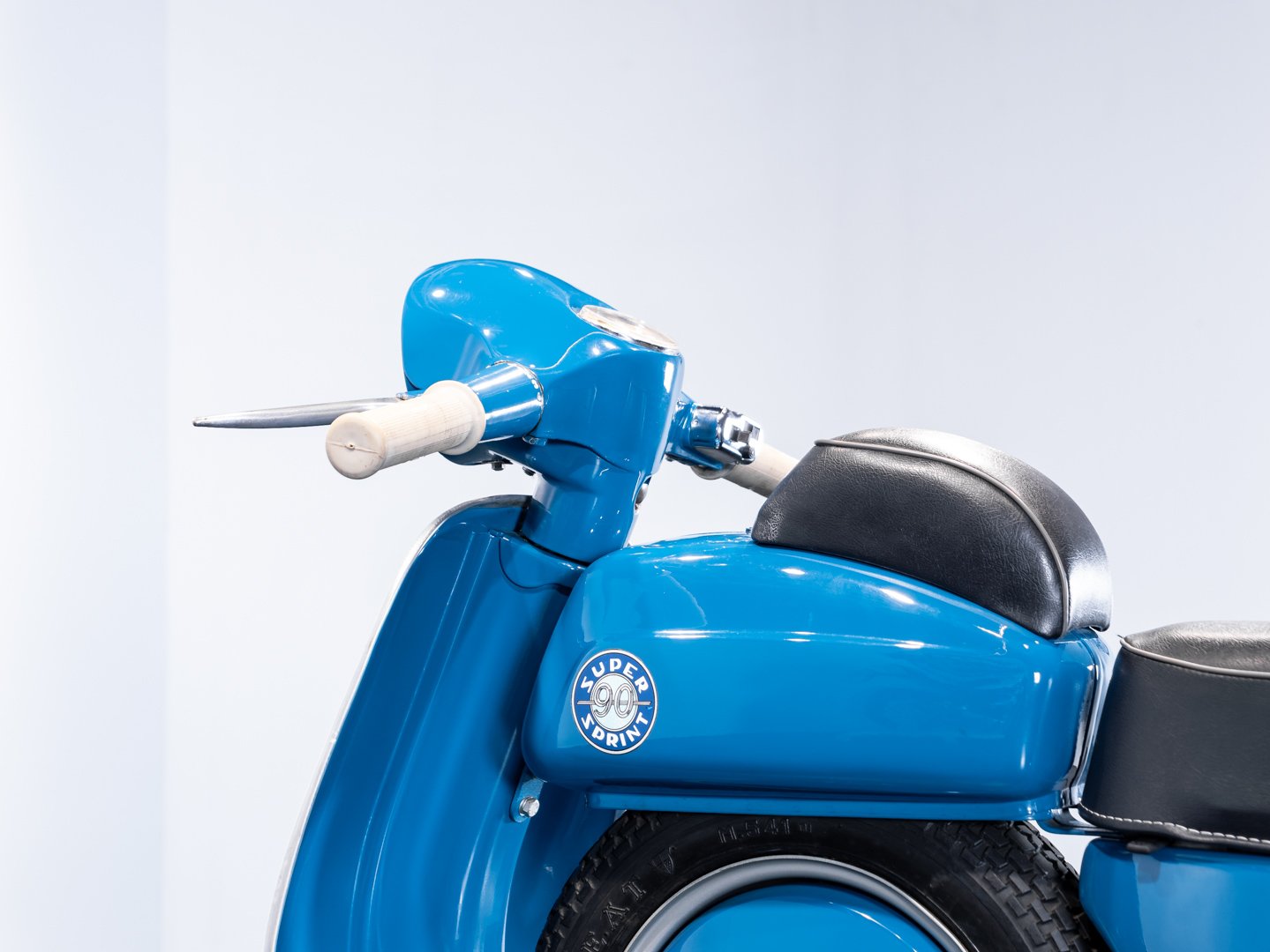 Piaggio Vespa 90 Super Sprint 