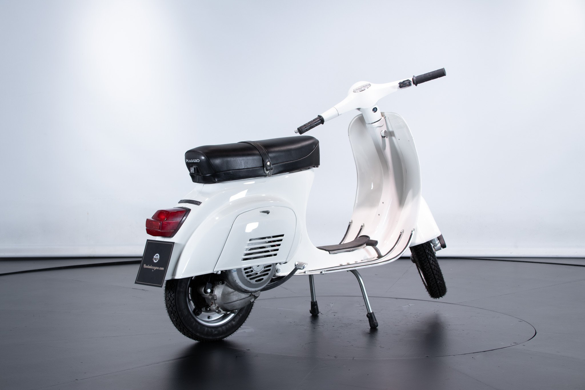 Piaggio VESPA 125 PRIMAVERA         