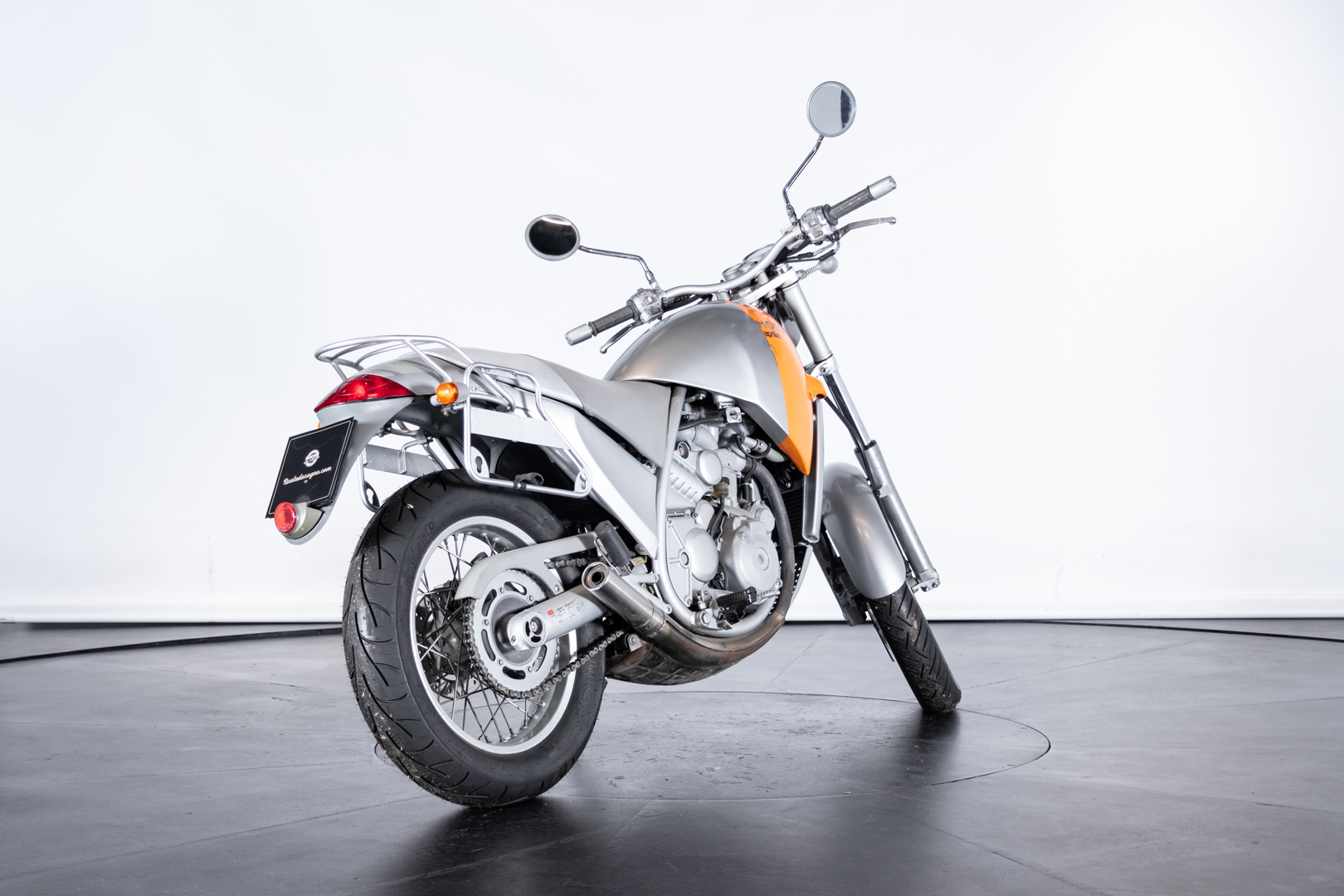 Aprilia Motò 650 