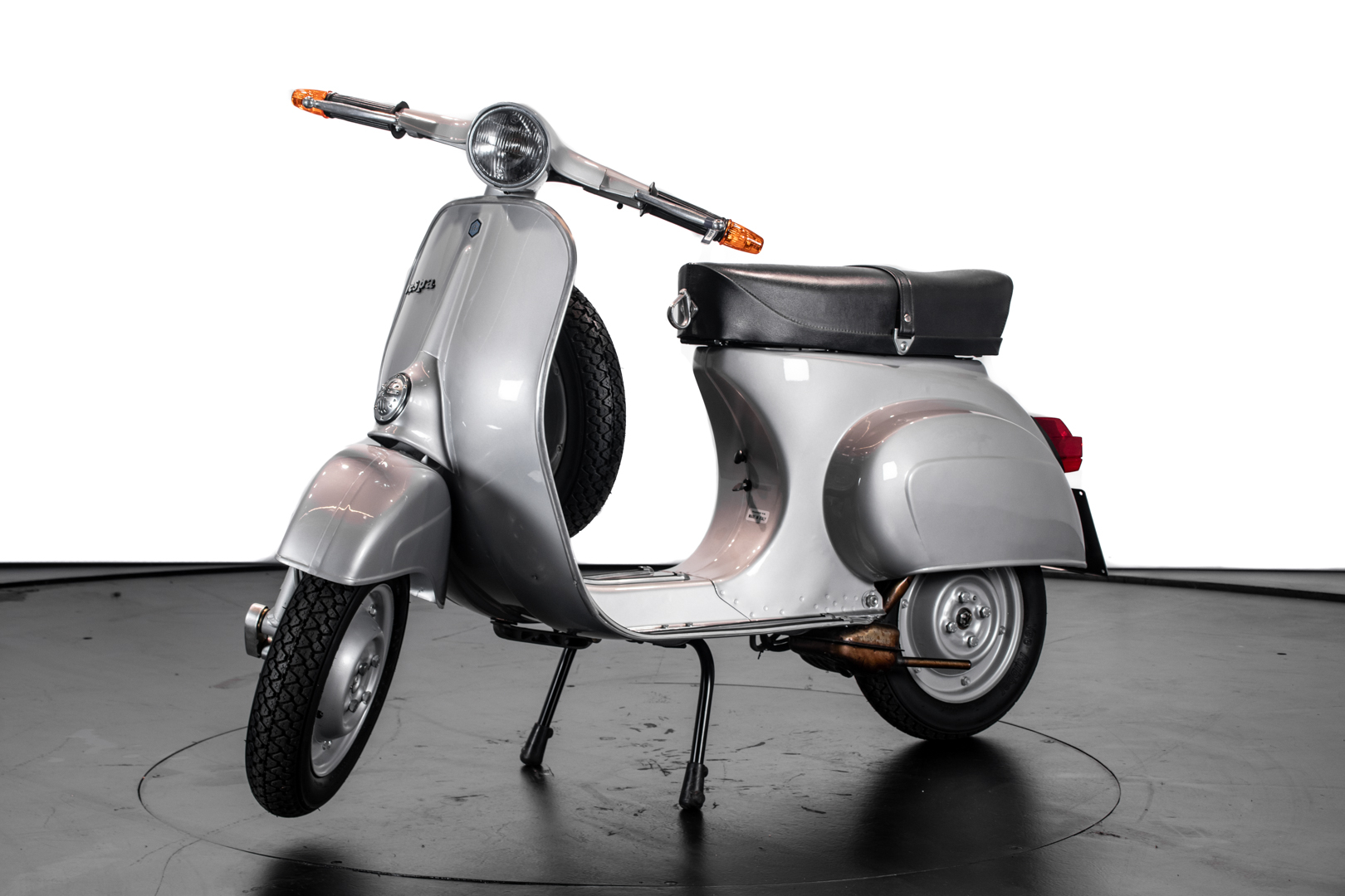 Piaggio Vespa 50S Japanese Version (V5SA1T) 