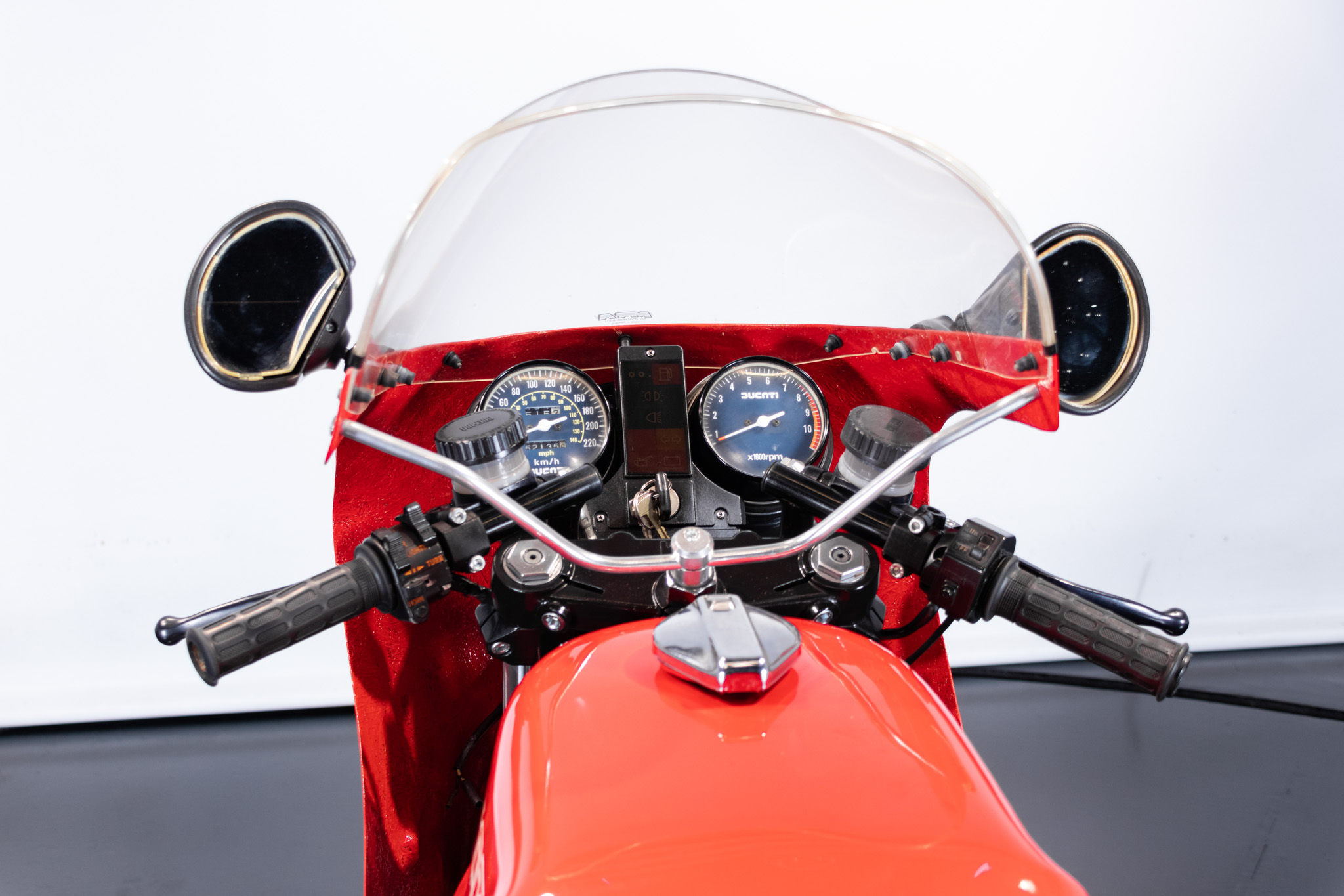 Ducati MHR 900 Mike Hailwood Replica 