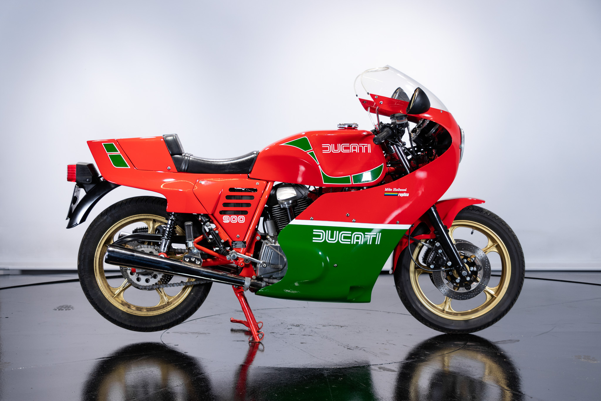 Ducati MHR 900 Mike Hailwood Replica 