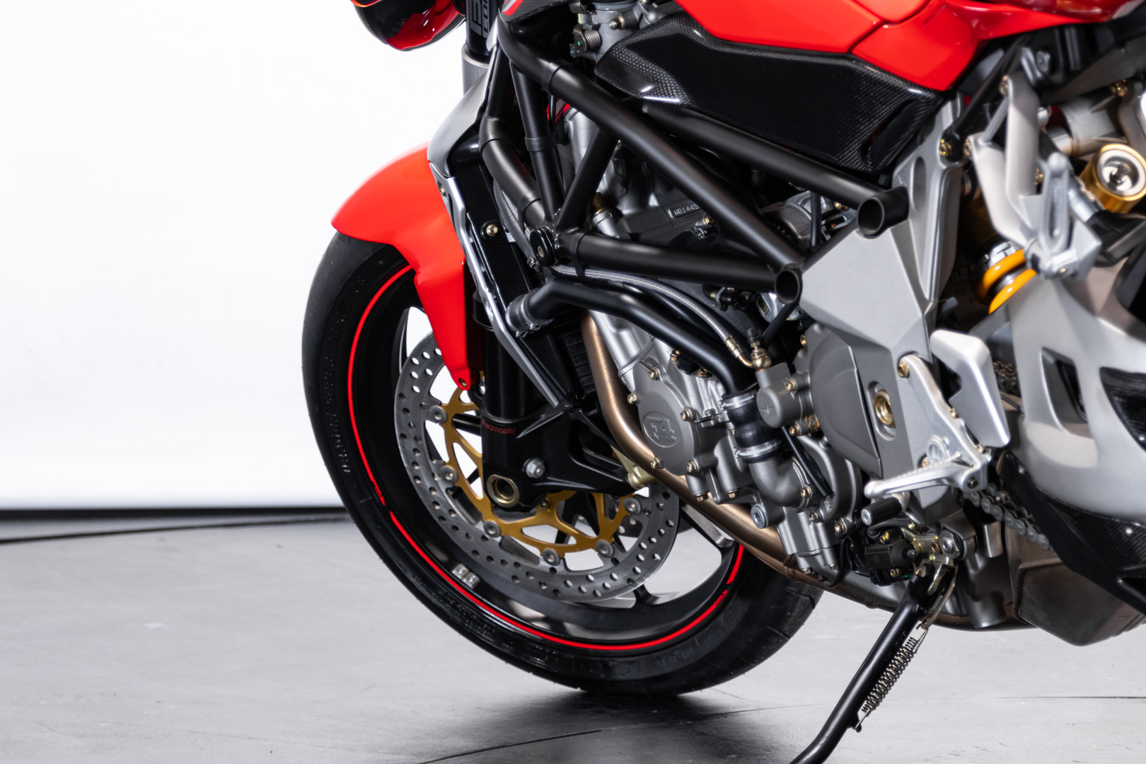 MV Agusta BRUTALE 910 R CORSE TITANIUM n°3/33 