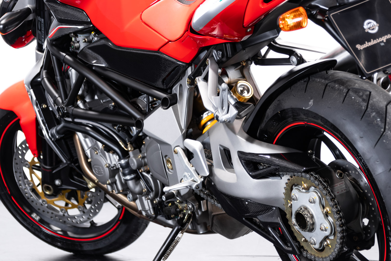 MV Agusta BRUTALE 910 R CORSE TITANIUM n°3/33 