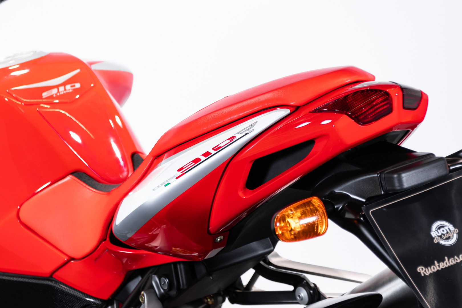 MV Agusta BRUTALE 910 R CORSE TITANIUM n°3/33 