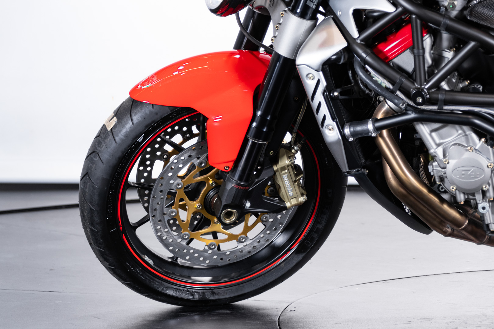 MV Agusta BRUTALE 910 R CORSE TITANIUM n°3/33 