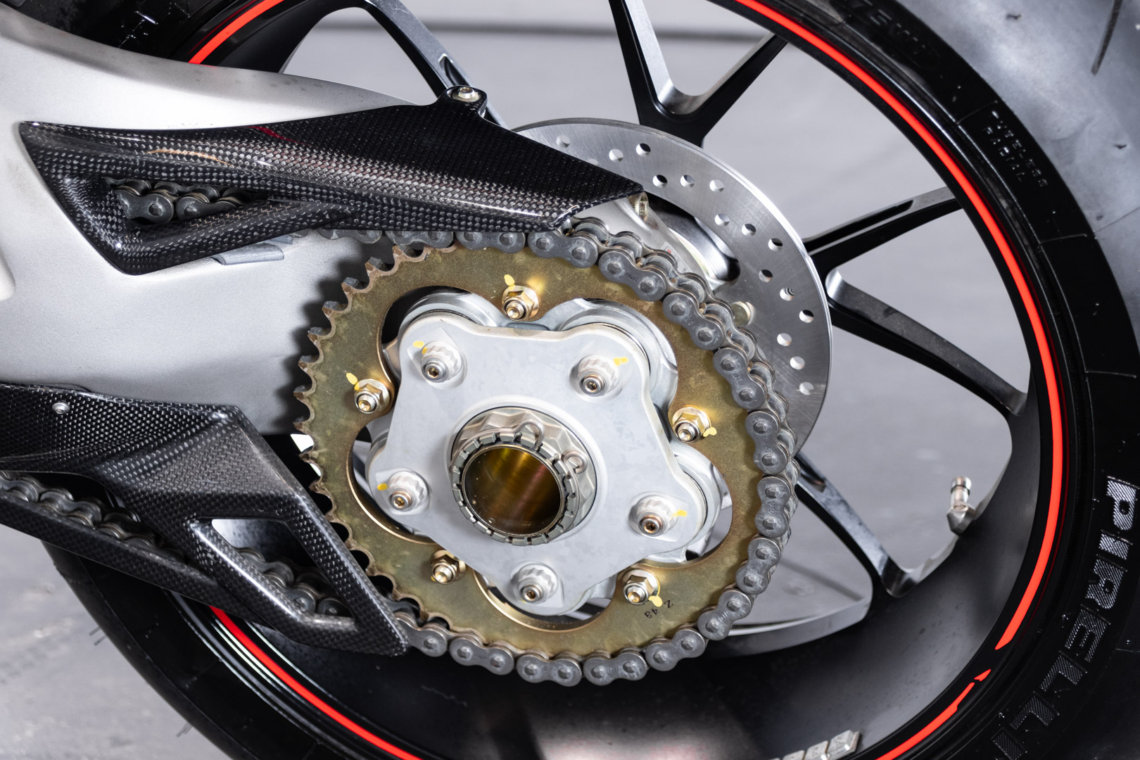 MV Agusta BRUTALE 910 R CORSE TITANIUM n°3/33 