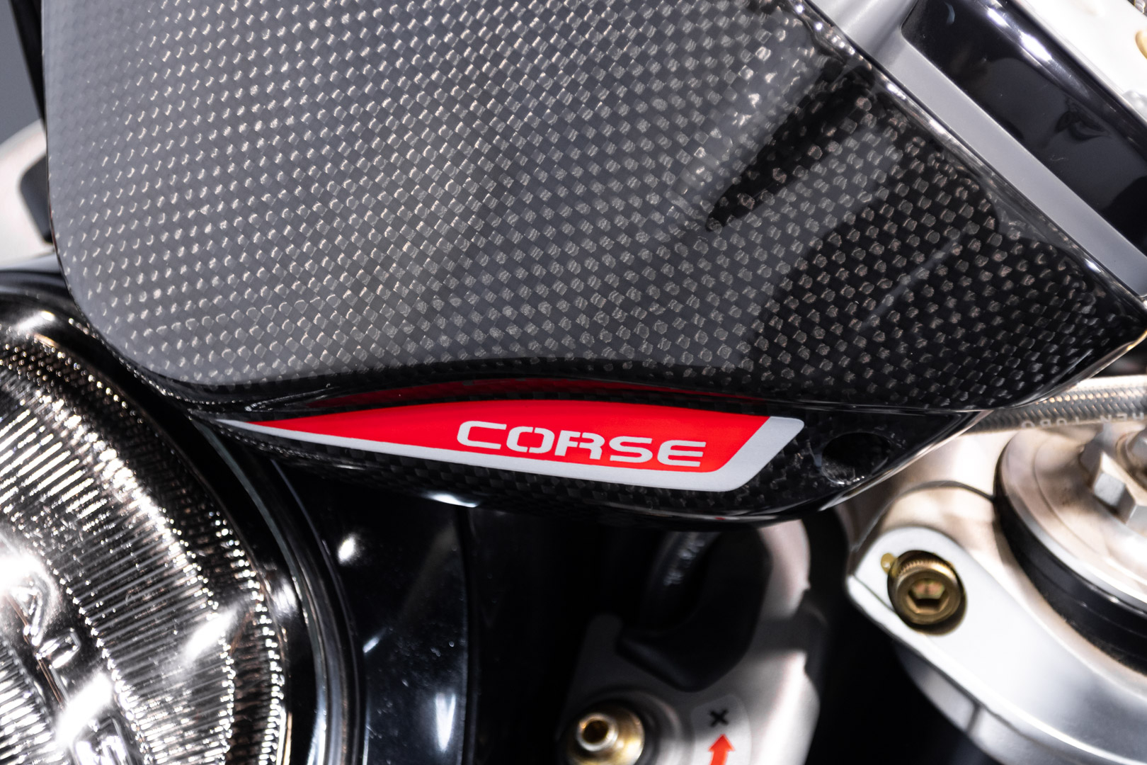 MV Agusta BRUTALE 910 R CORSE TITANIUM n°3/33 