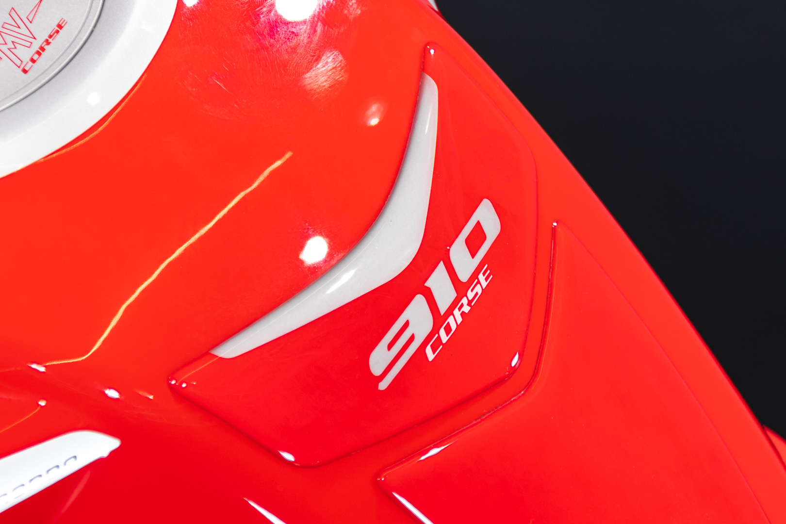 MV Agusta BRUTALE 910 R CORSE TITANIUM n°3/33 