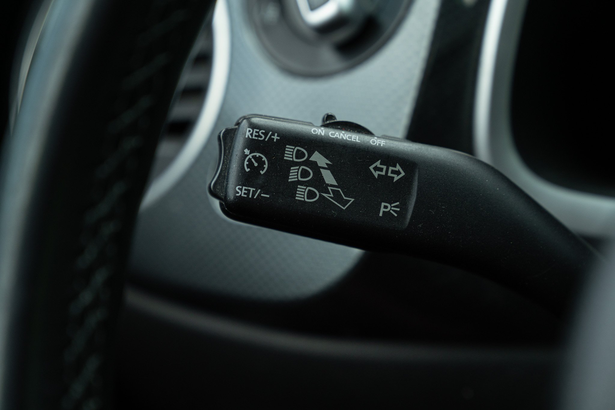 Volkswagen NEW BEETLE 2.0 TSI DSG Sport 