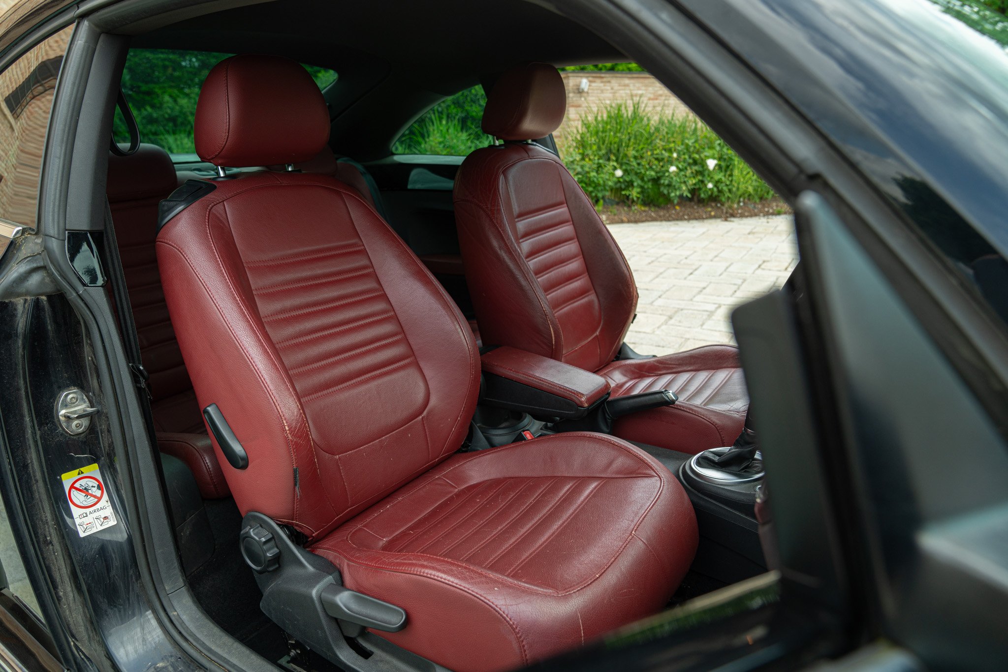 Volkswagen NEW BEETLE 2.0 TSI DSG Sport 