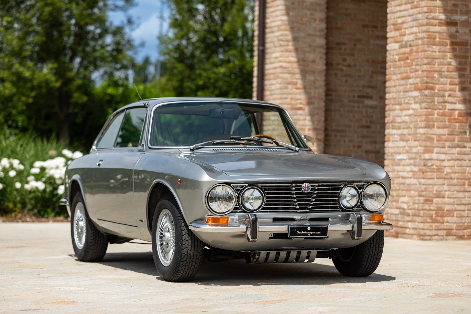 Alfa Romeo GT 2000 VELOCE 