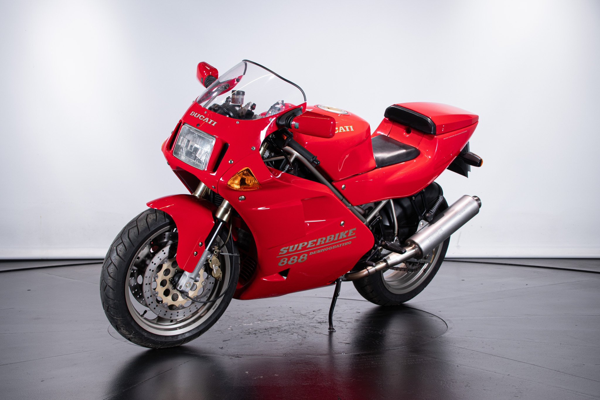 Ducati SUPERBIKE 888 DESMOQUATTRO 