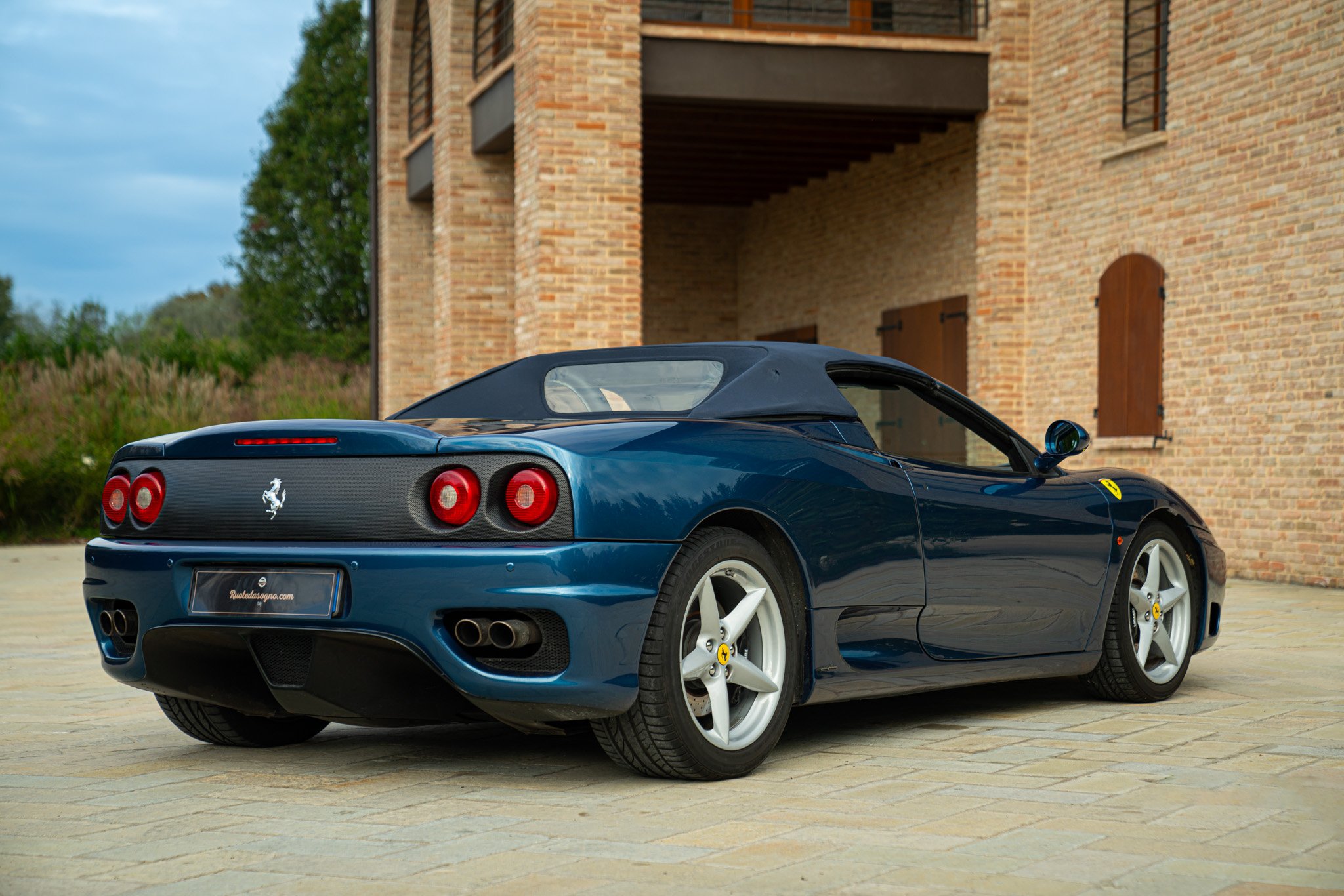 Ferrari 360 SPIDER 