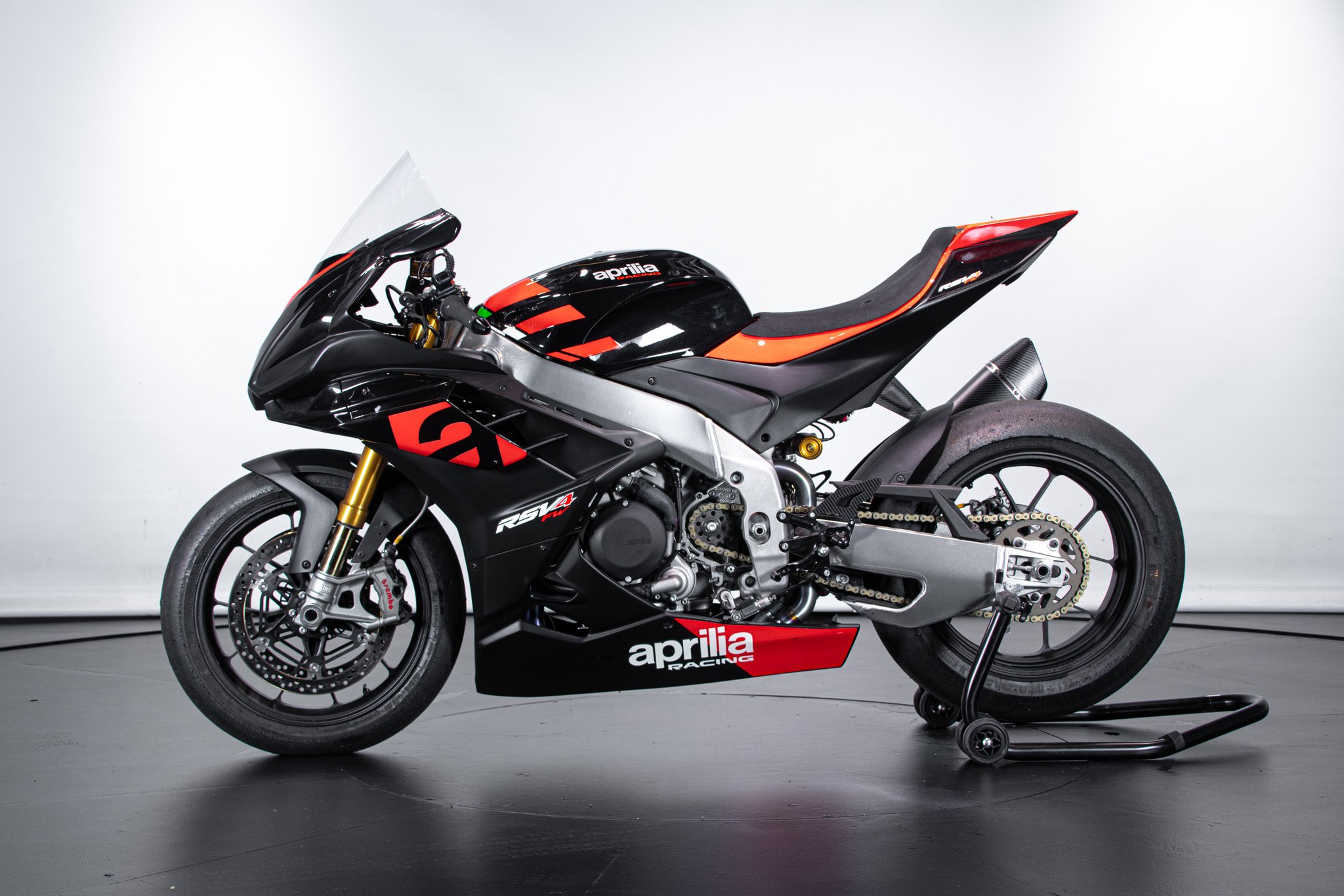 Aprilia RSV4 FACTORY WORKS 