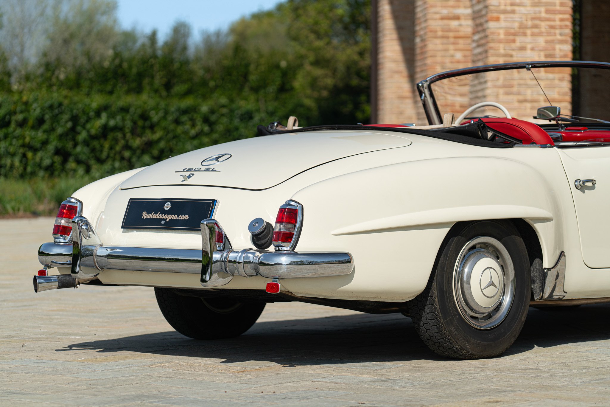 Mercedes Benz 190 SL 