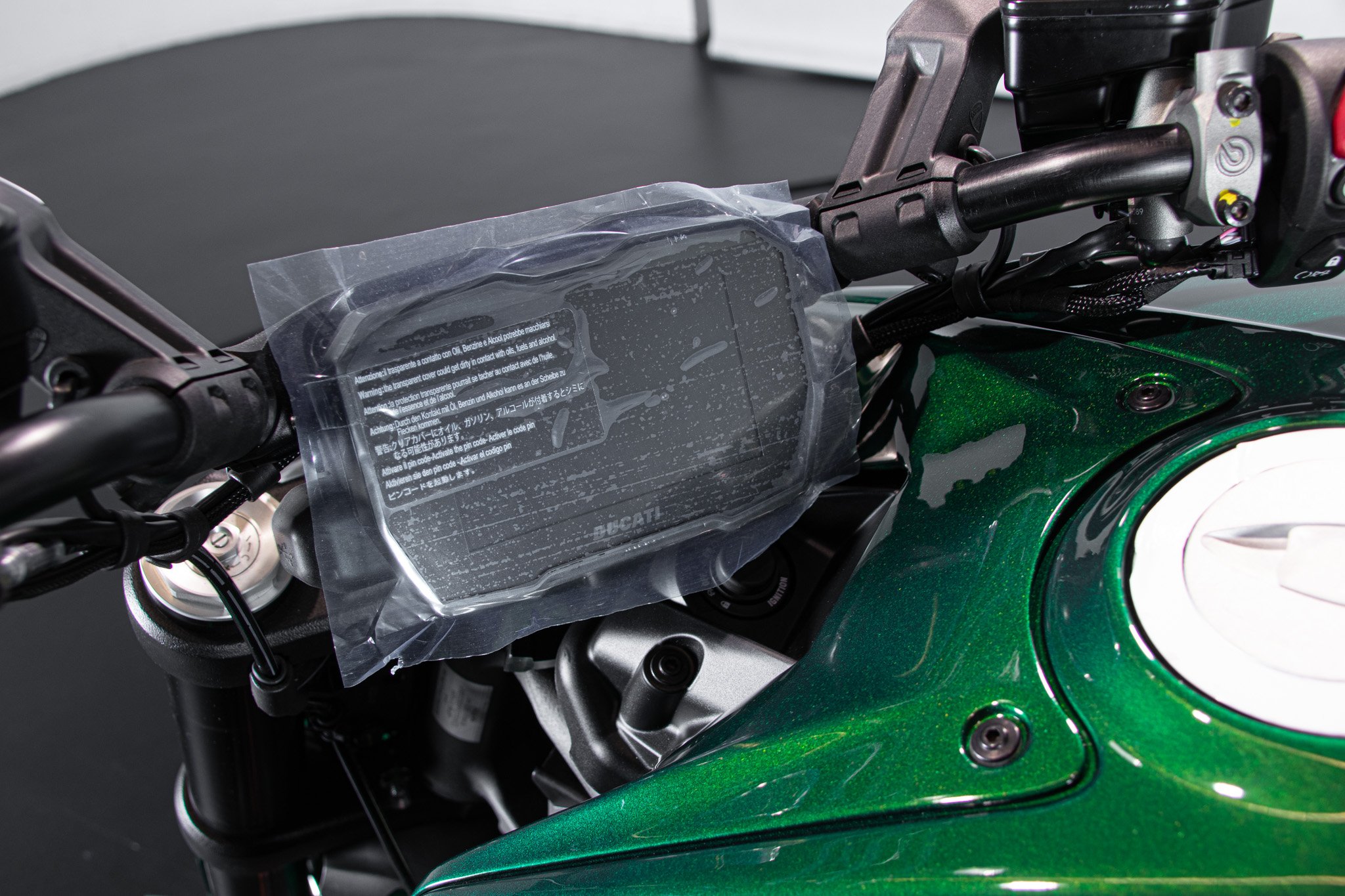 Ducati DUCATI DIAVEL V4 BENTLEY 