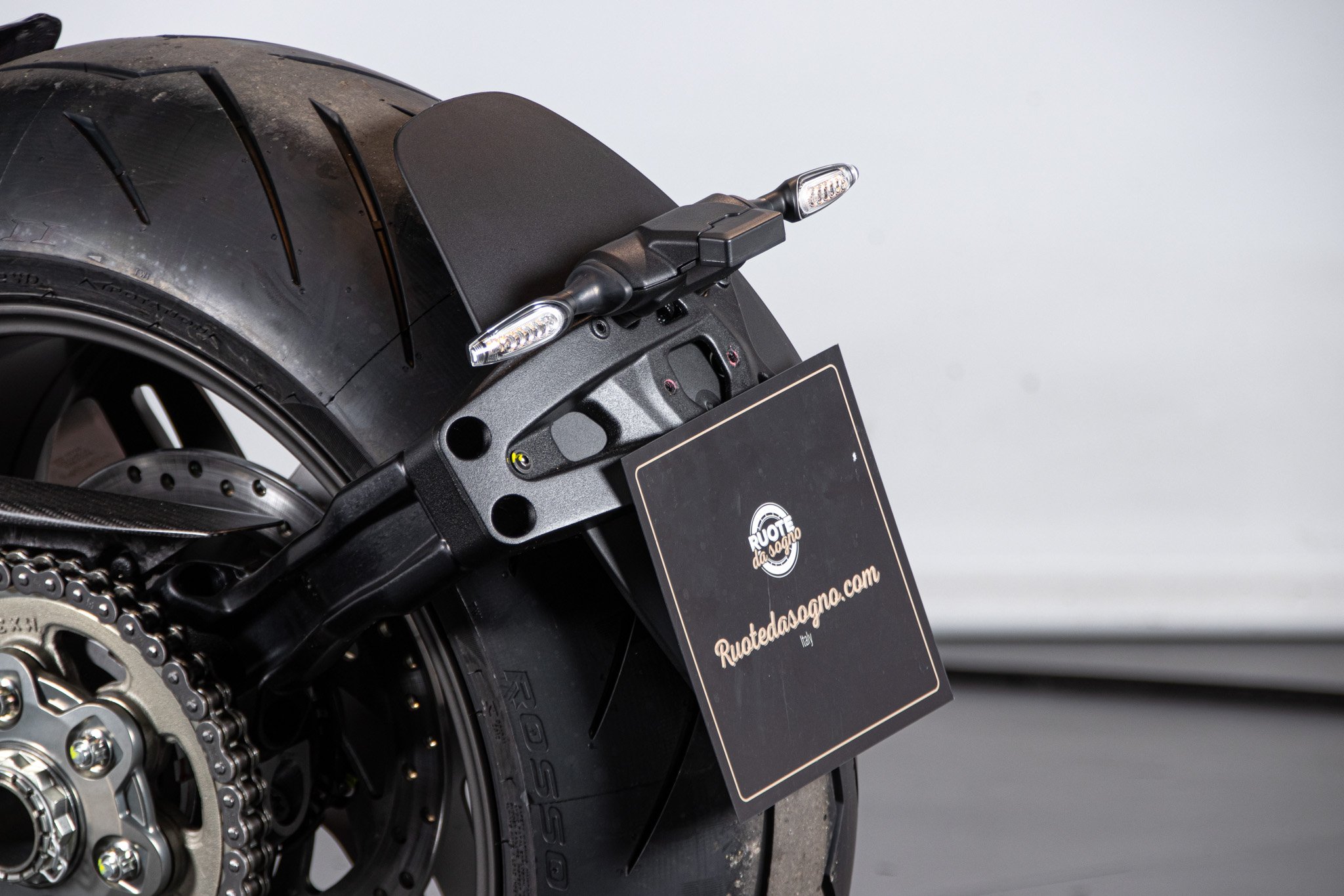 Ducati DUCATI DIAVEL V4 BENTLEY 